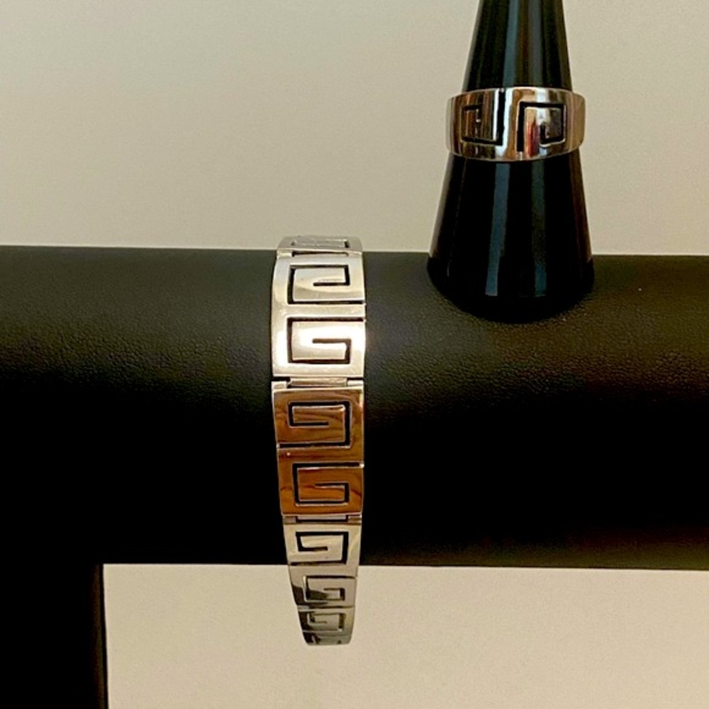 Bracelet and Ring Set NWOT Greek Design